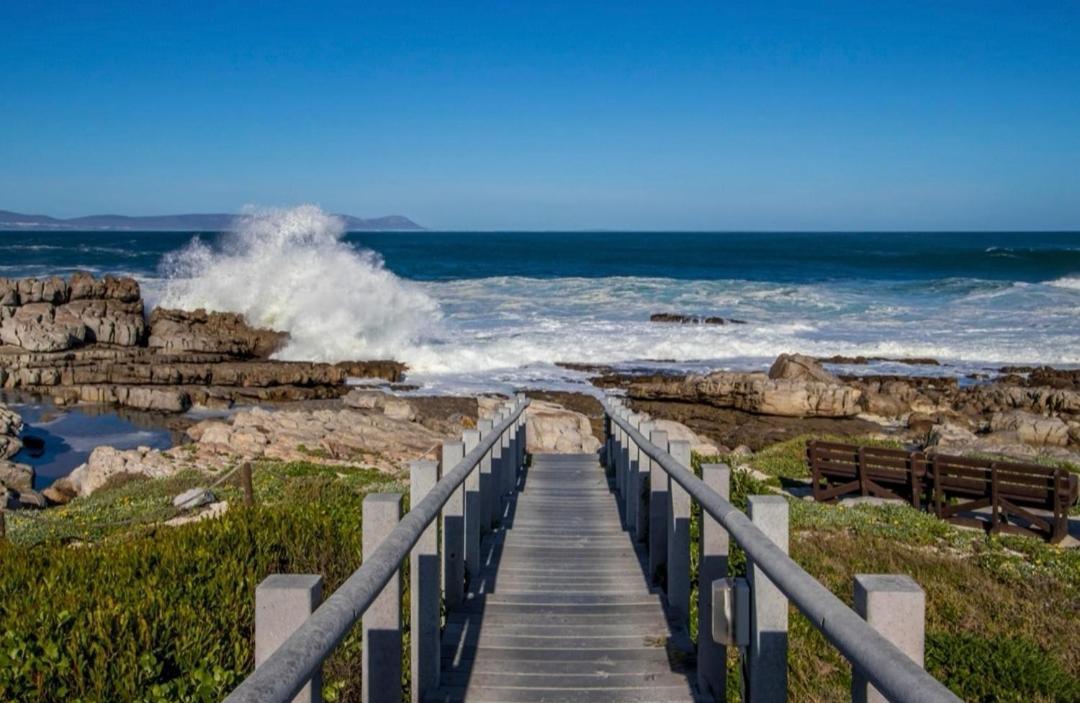 29@Whale Rock Estate Appartement Hermanus Buitenkant foto