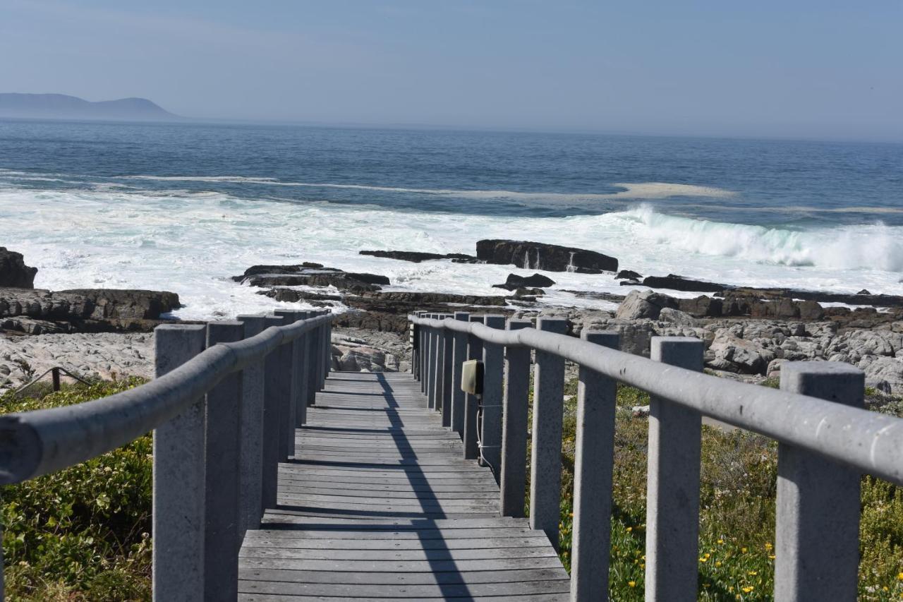29@Whale Rock Estate Appartement Hermanus Buitenkant foto